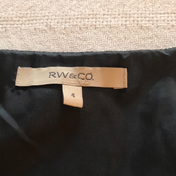 Sold - Picture 6 of 8